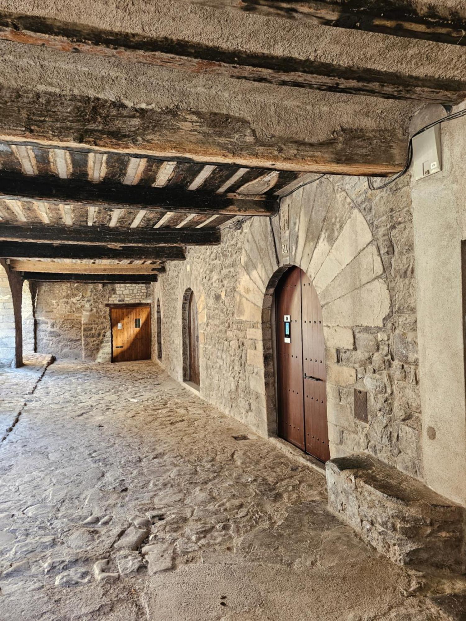 En El Corazon De Baga, Precioso Pueblo Medieval Kültér fotó